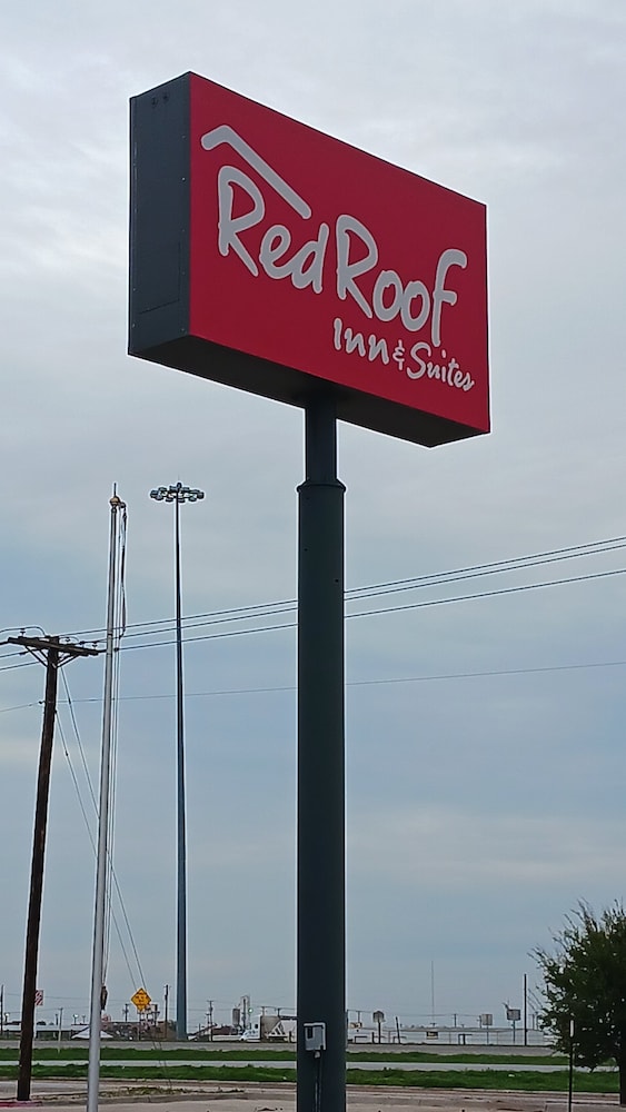 Red Roof Inn & Suites Midland - photo 17