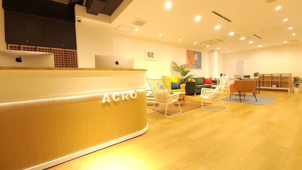 Acro Capsule Hotel Namba Dotonbori - last minute hotel in Osaka