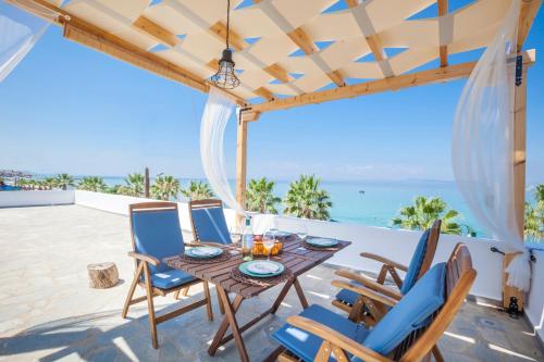 Nautilus Sea View Suite 4 — 4-Star Luxury Hotel in Pefkochori, Greece