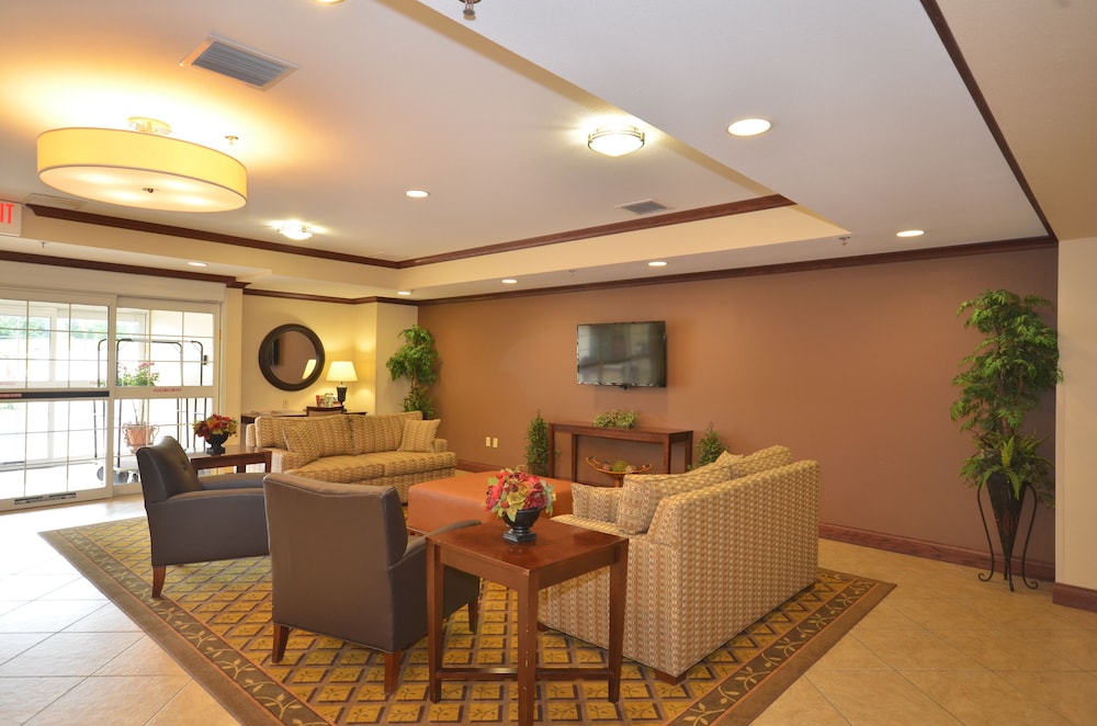 Candlewood Suites Cape Girardeau by IHG - photo 85