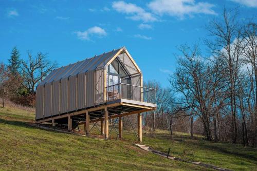 Premium Sustainable Cabins Mecsek Reindeer — 4-Star Luxury Hotel in Hosszuheteny, Hungary