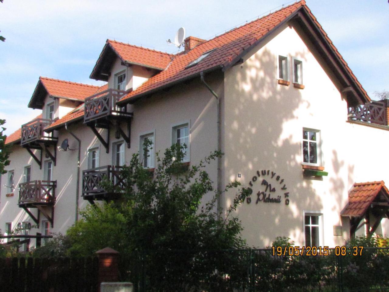 Na Plebanii — hotel in Komorniki
