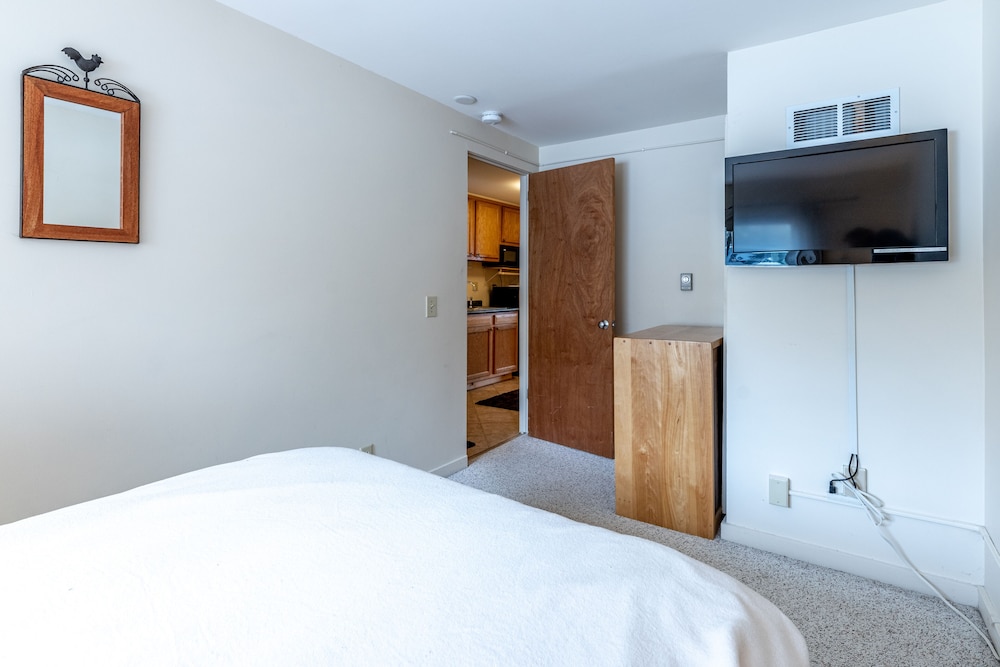 Smugglers' Notch Resort Private Suites - photo 40
