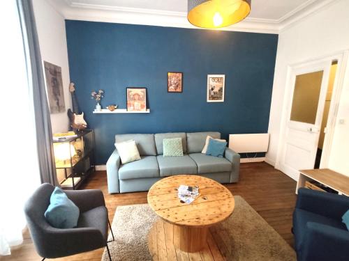 Cœur Menou Radis’son & Parking in Nantes, France