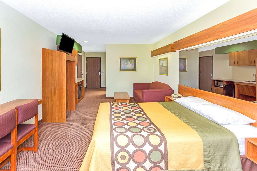 Super 8 by Wyndham Parker SE Denver Area - photo 7