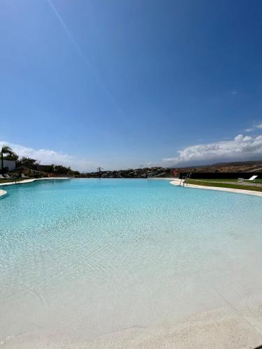 Luxury Sea View Apartment — 4-Star Luxury Hotel in Benahavis, Spain