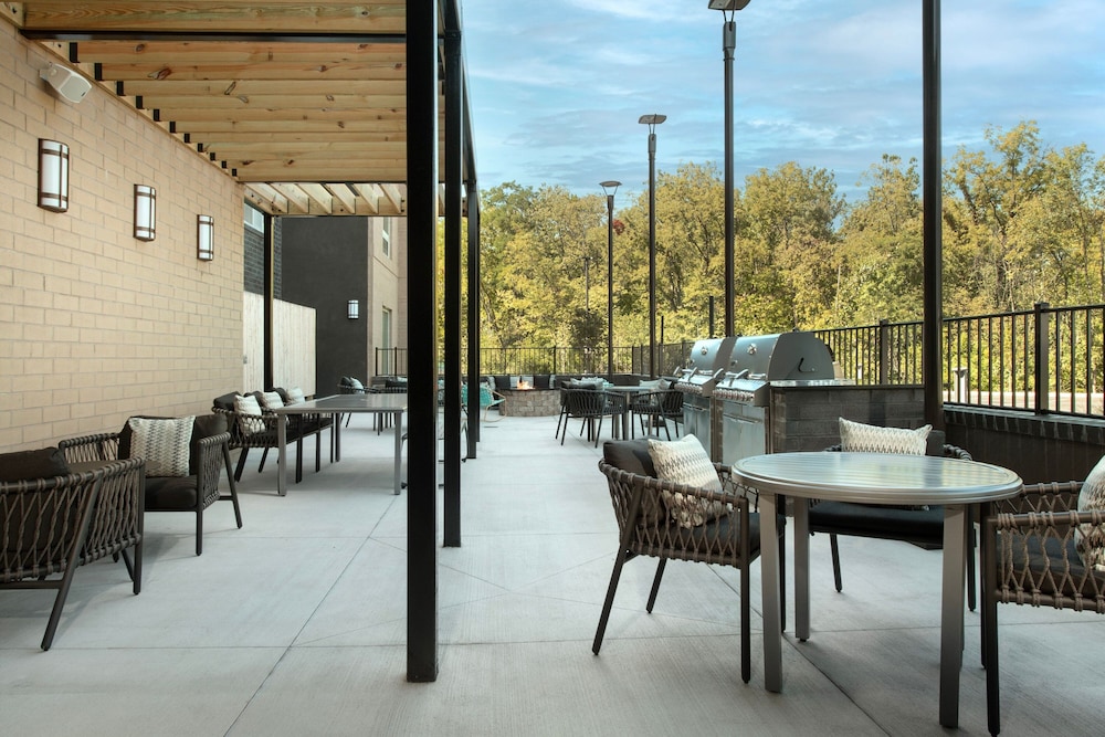 SpringHill Suites by Marriott Cincinnati Mason - photo 21
