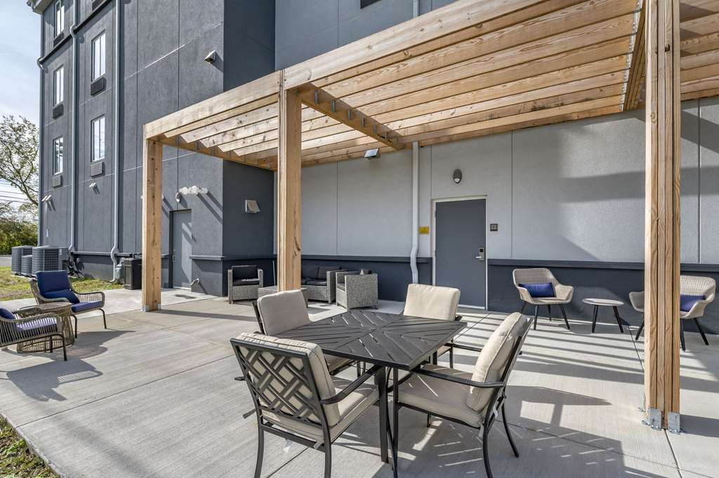 MainStay Suites Georgetown Lexington North - photo 6