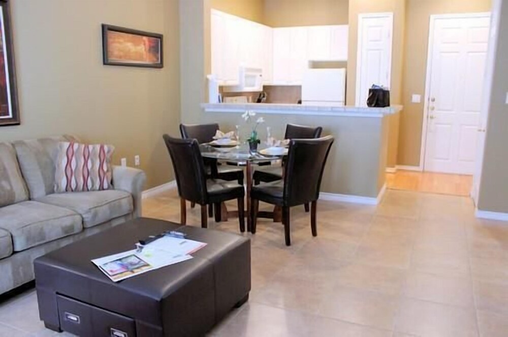 2400 McCue By Sterling Suites - photo 6