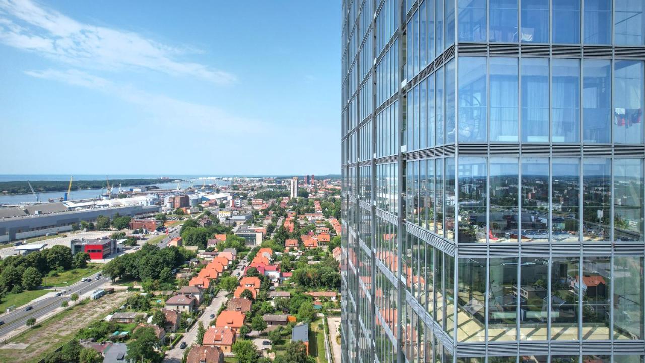 Sea view apartment on 19th floor — 4-Star Luxury Hotel in Klaipeda, Lithuania
