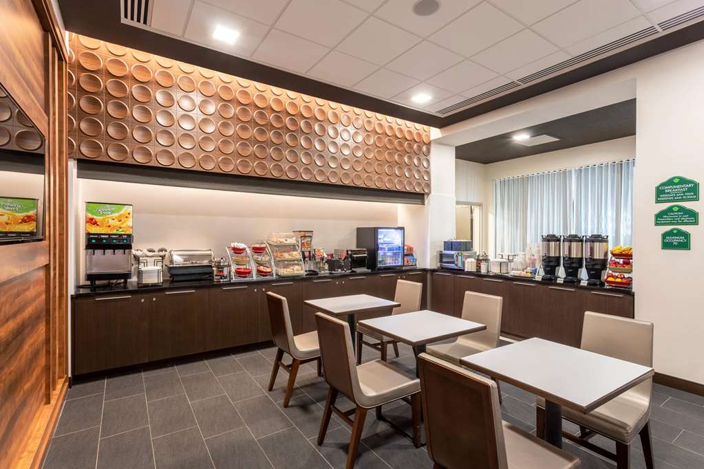 Wingate by Wyndham Angola - photo 26