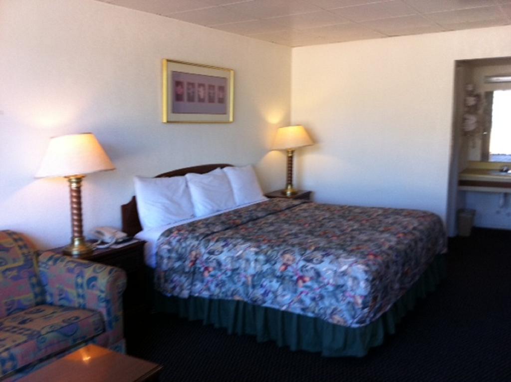Kings Inn Valliant - photo 7