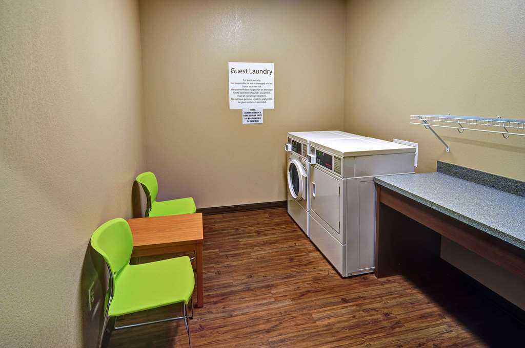 Best Western Plus Patterson Park Inn - photo 35