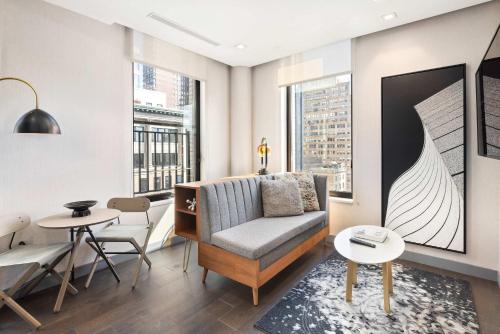 The Vibe on 5th XIII Vibe 8762 — 4-Star Luxury Hotel in New York City, United States