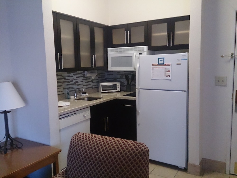 Staybridge Suites Columbus Airport by IHG - photo 13