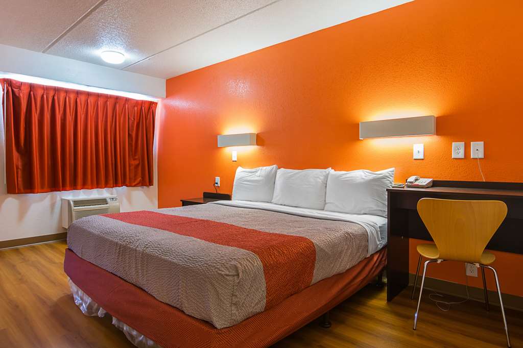 Motel 6 Tucker GA Atlanta Northeast - photo 6