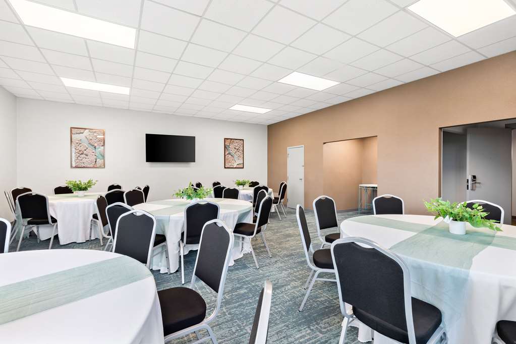 Comfort Inn Pocono Lakes Region - photo 32