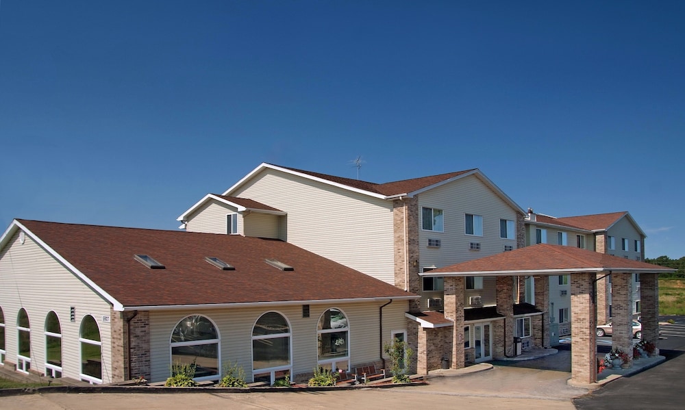 Red Roof Inn Osage Beach Lake of the Ozarks - photo 32