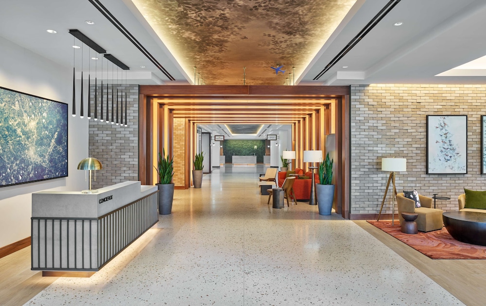 Hilton Atlanta Airport - photo 7