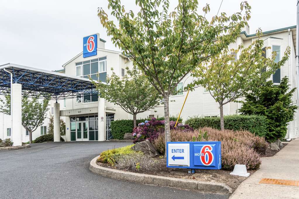 Motel 6 Lincoln City OR - photo 2