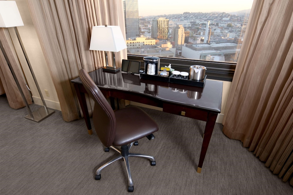 Parc 55 San Francisco A Hilton Hotel - photo 25