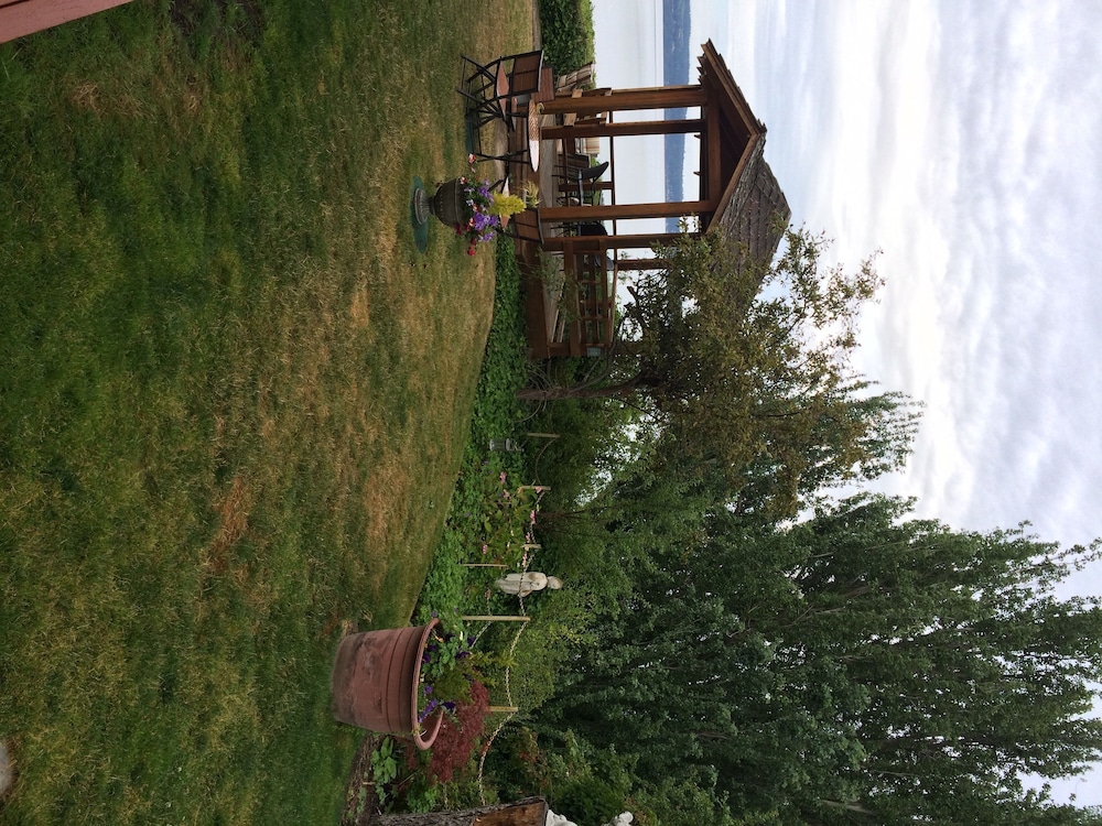 Camano Island Inn - photo 28