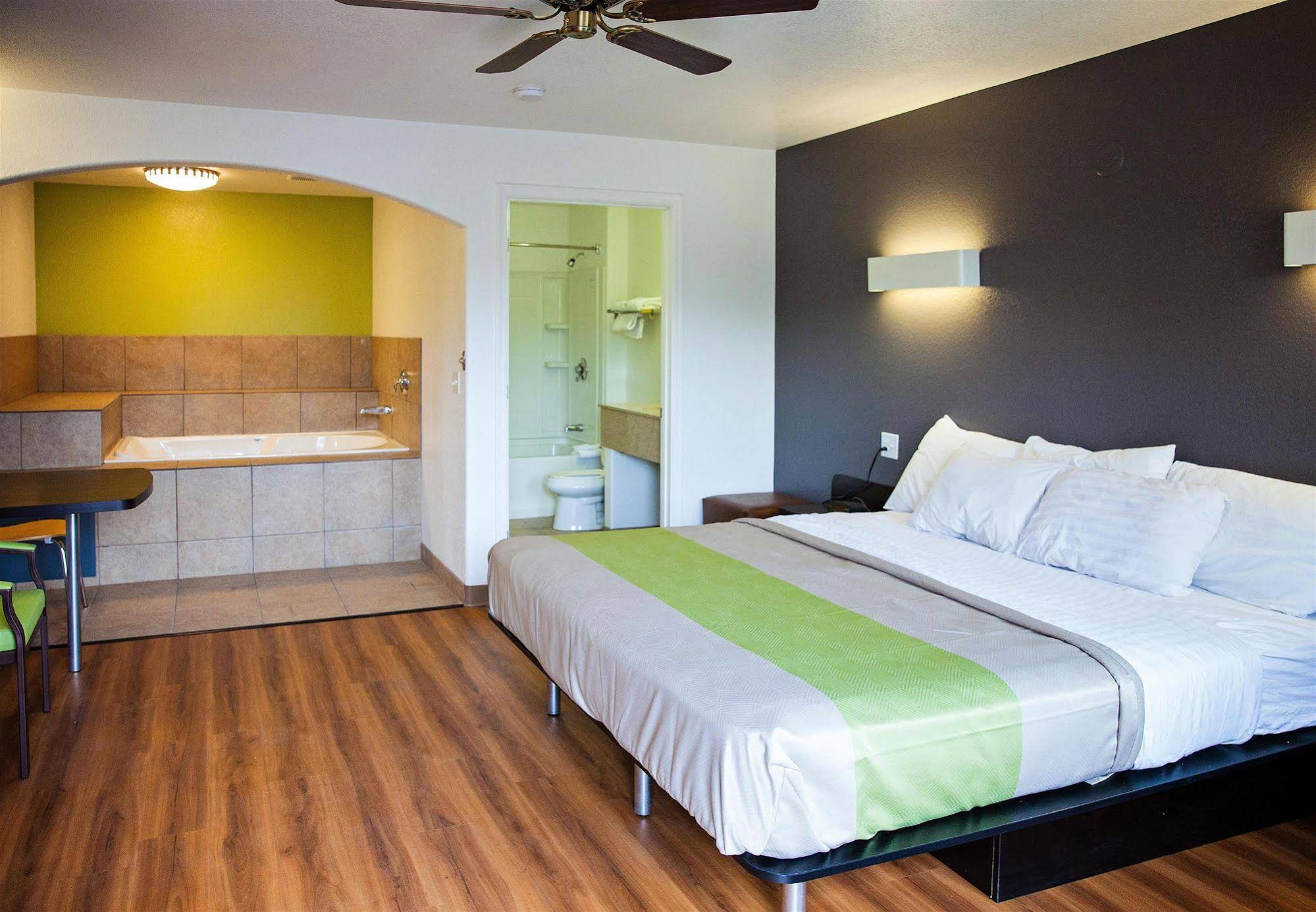 Studio 6 Mesa - photo 21