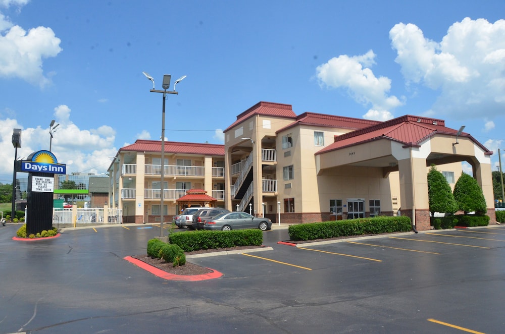 Days Inn by Wyndham Nashville Airport - photo 29