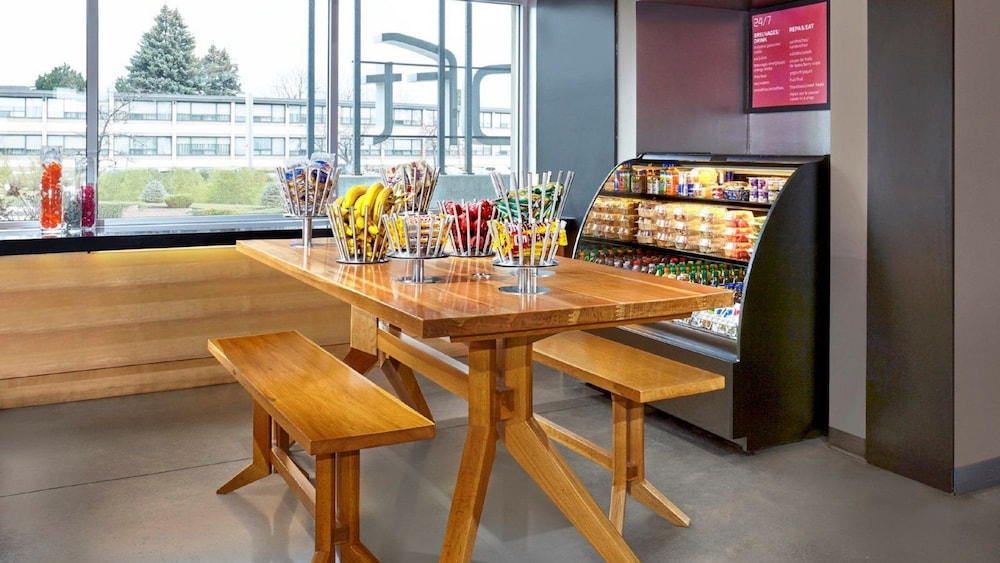 Aloft New York LaGuardia Airport - photo 28