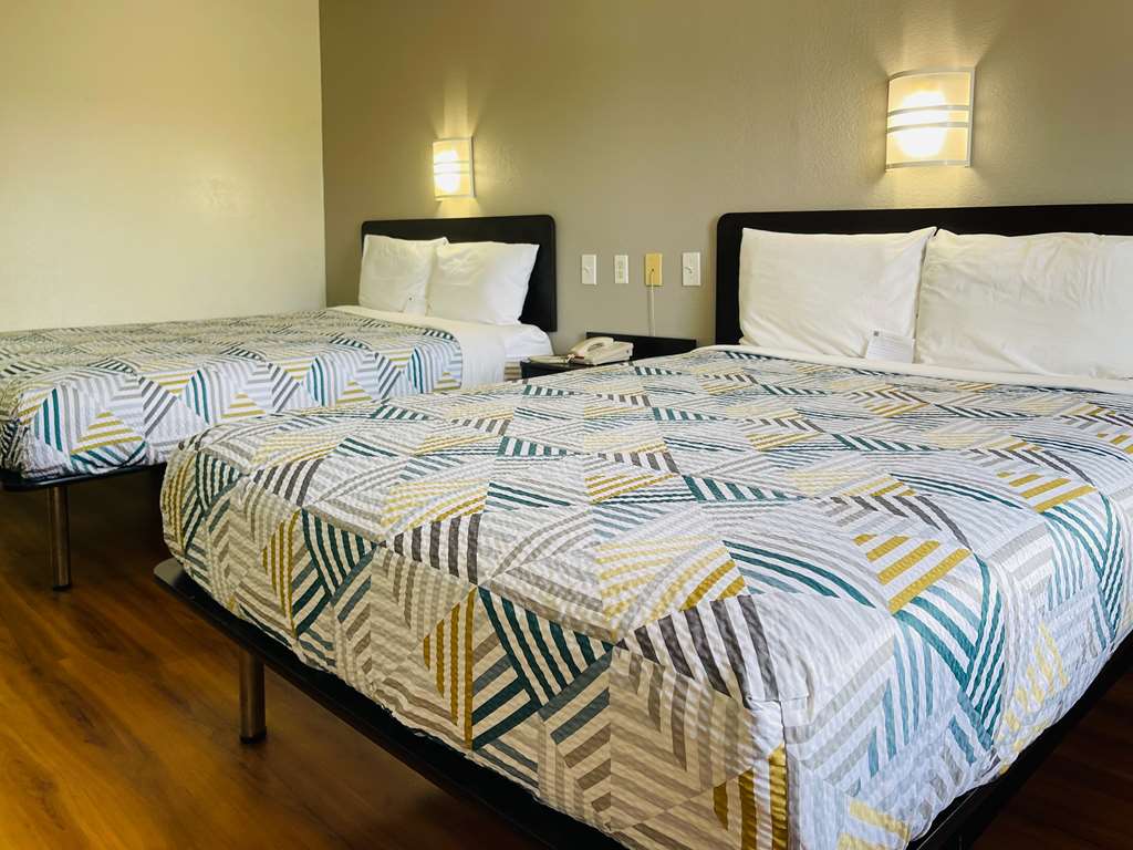 Motel 6 Duncanville TX Dallas - photo 14