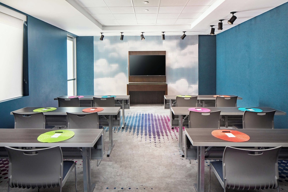 Aloft Tempe - photo 28