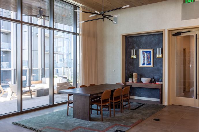 31st Floor Condo On Rainey St By Locale — 4-Star Luxury Hotel in Austin, United States