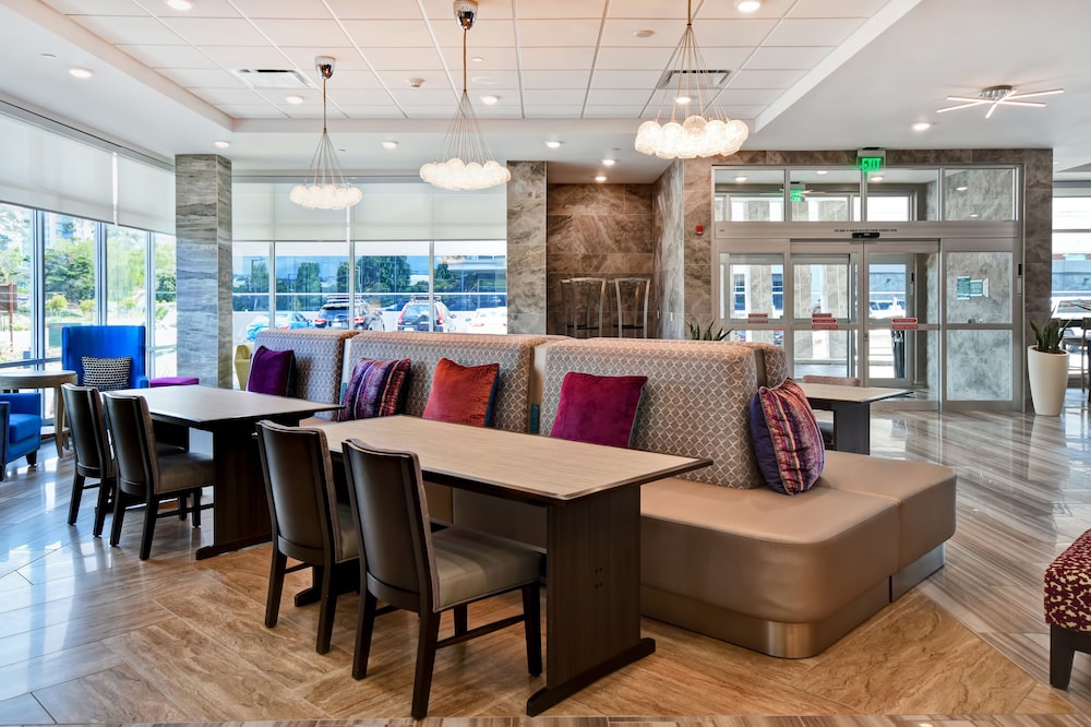 Home2 Suites by Hilton San Francisco Airport North - photo 3