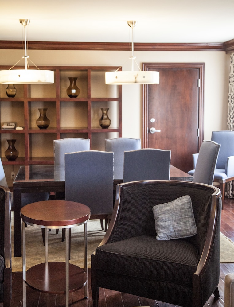 Hilton Raleigh North Hills - photo 25