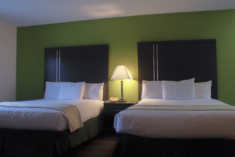 Mountain Valley Inn Dillard - photo 13