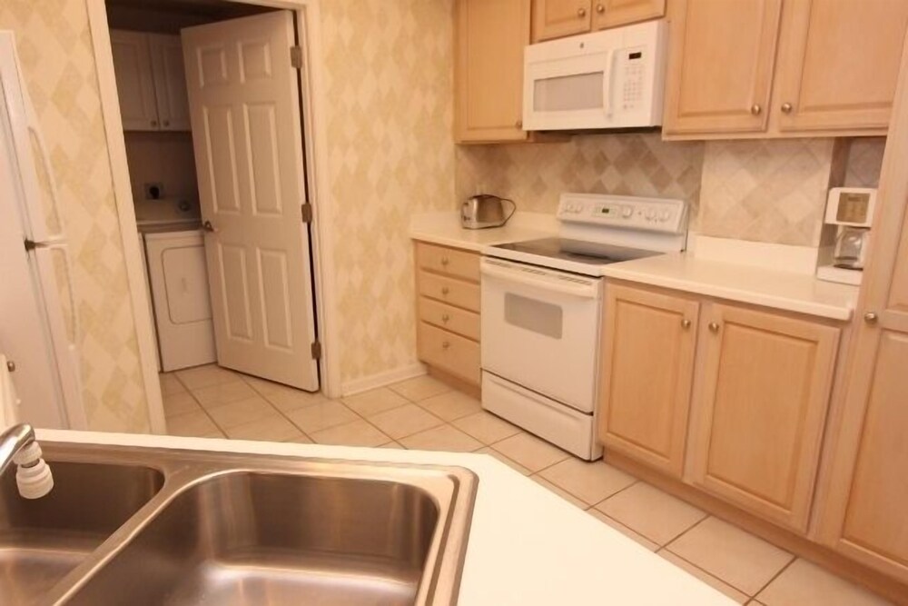 Silver Beach Towers 503W 168689 by RedAwning - photo 12