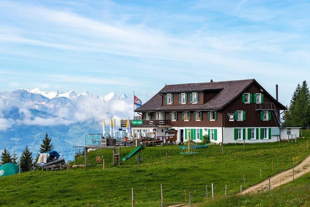 Berggasthaus Rigi Burggeist 20340523 — Gersau