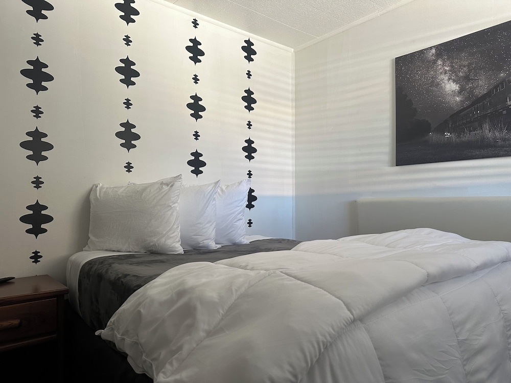 Grand Central Motel - photo 14