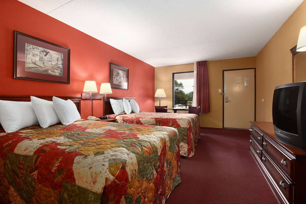 Days Inn by Wyndham Harriman - photo 10