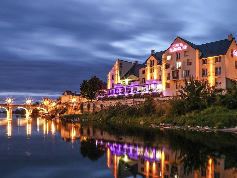 Mercure Bords de Loire Saumur — 4-Star Luxury Hotel in Saumur, France