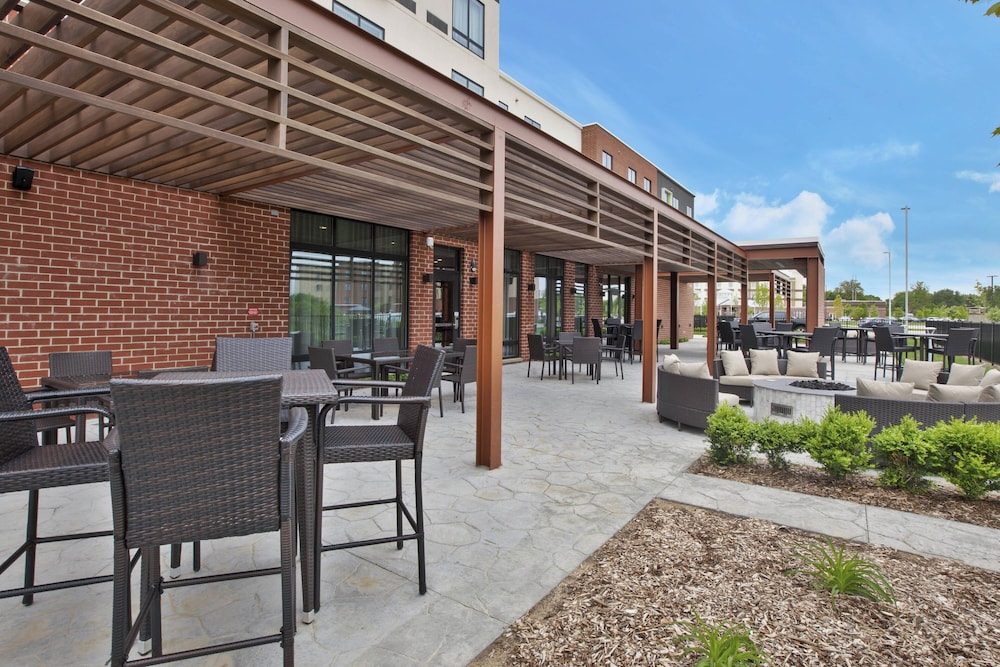Courtyard by Marriott St. Joseph Benton Harbor - photo 24