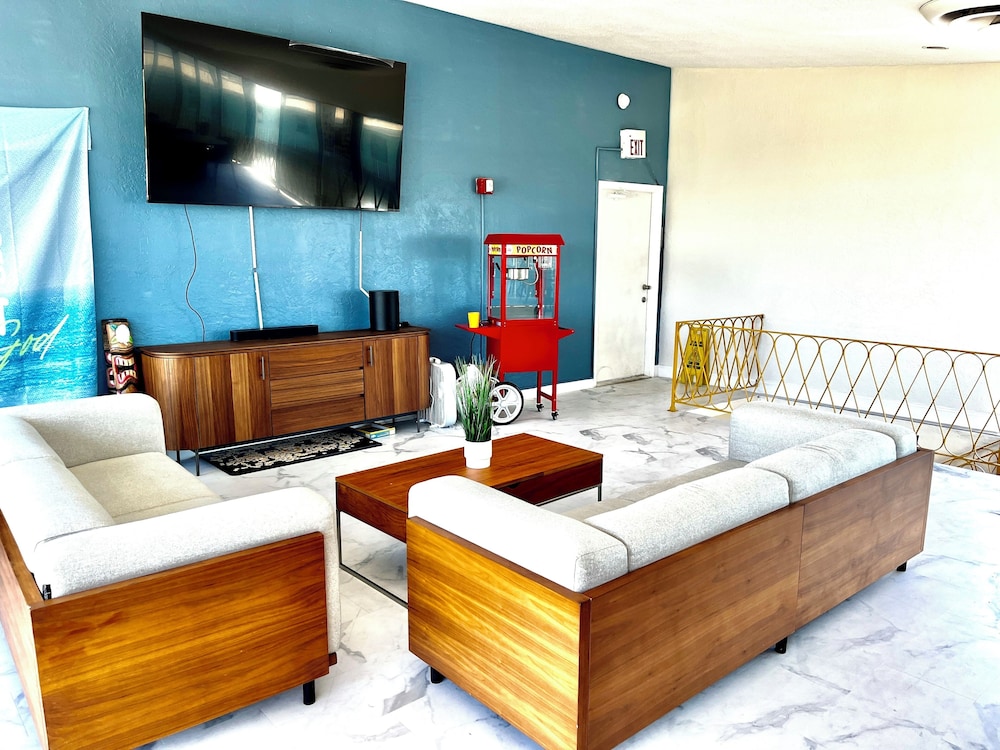 Makai Beach Lodge - photo 5