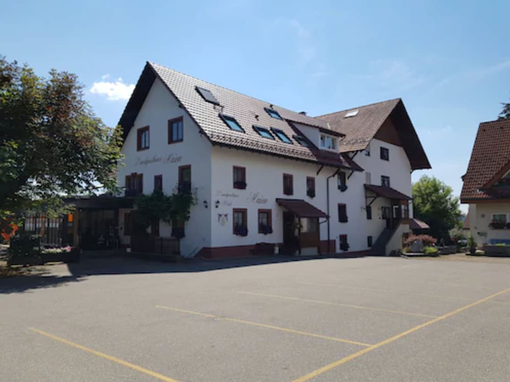 Landgasthaus Hotel Maien - carbon neutral hotel in Rheinfelden