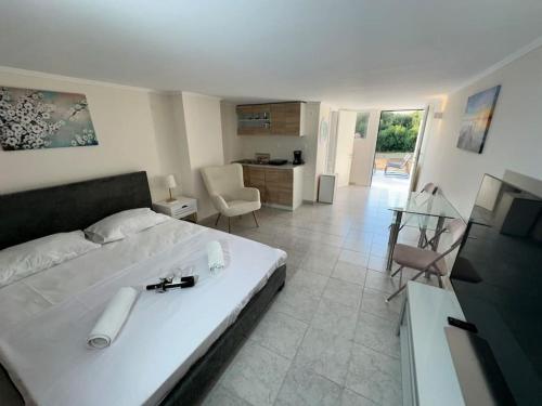 Alexandras Studio - last minute hotel in Unknown City