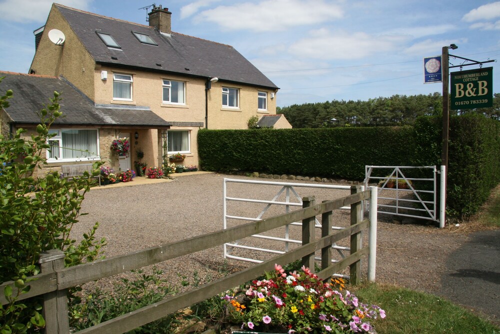 Northumberland Cottage B&B — 4-Star Luxury Hotel in Morpeth, United Kingdom