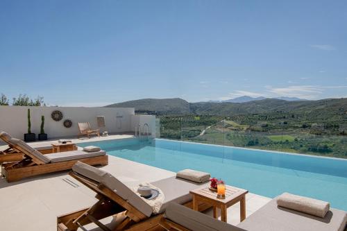 Anantia Villa 2 Scenic View Luxury Experience — 4-Star Luxury Hotel in Episkopi, Greece