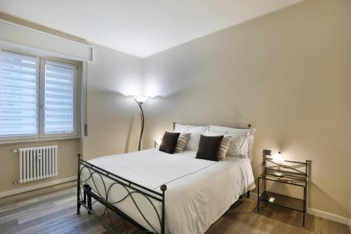 Dante Suite — 4-Star Luxury Hotel in Como, Italy