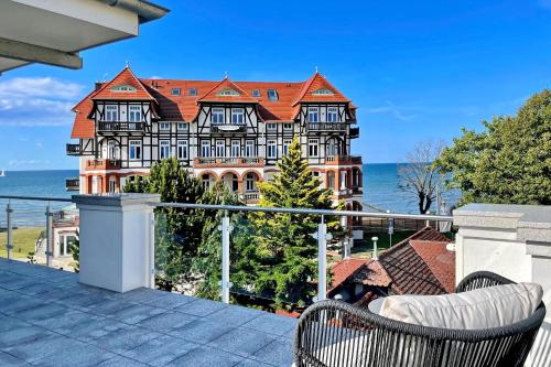 Villa Siegfried Penthouse 12a — 4-Star Luxury Hotel in Ostseebad Kuehlungsborn, Germany
