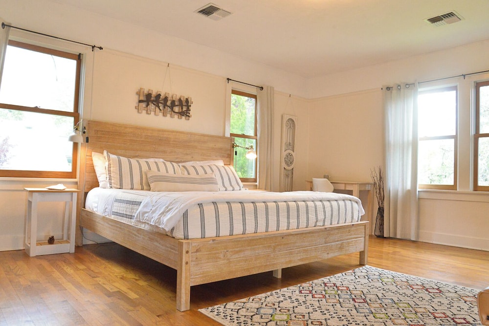 Riverpath Inn - photo 10
