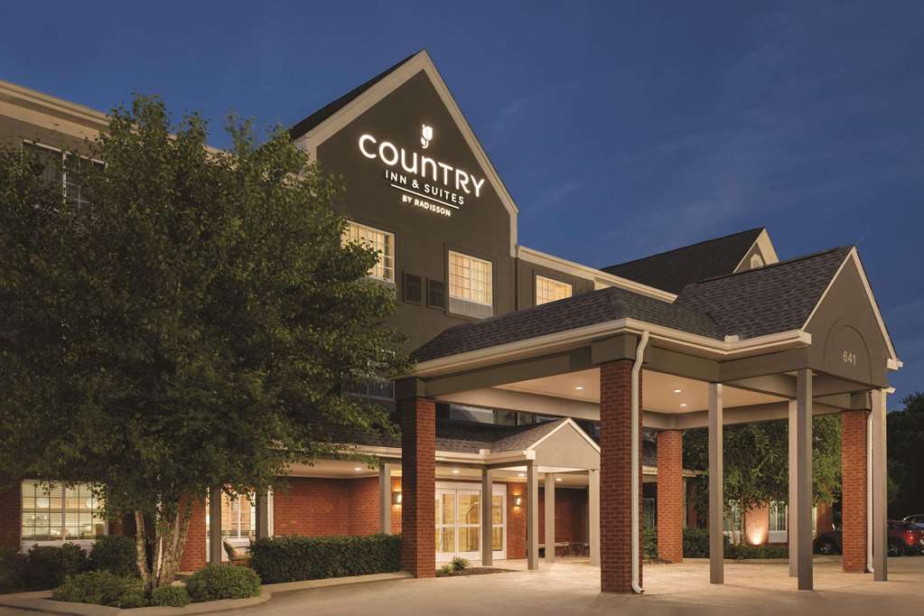 Country Inn & Suites by Radisson Goodlettsville TN - featured photo